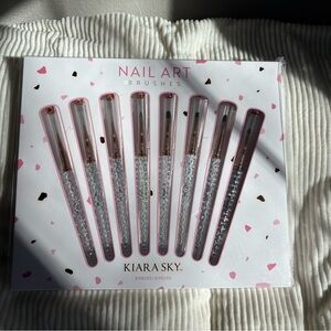 Kiara Pink Nail Art Brushes Set
